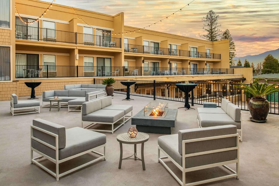 Toll House Hotel in Los Gatos