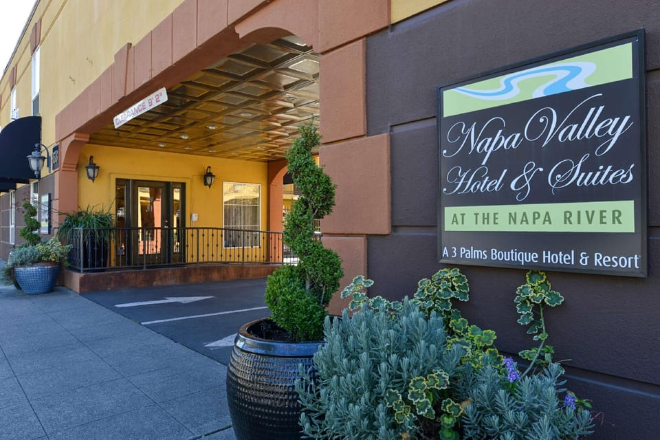 3 Palms Napa Valley Hotel & Resort Hotel in Napa Valley