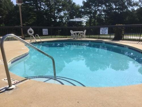 Days Inn by Wyndham Clinton / Laurens I-26 Hotel in South Carolina