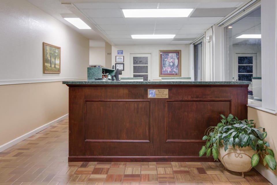 Days Inn by Wyndham Asheville West Hotel in Upper Hominy