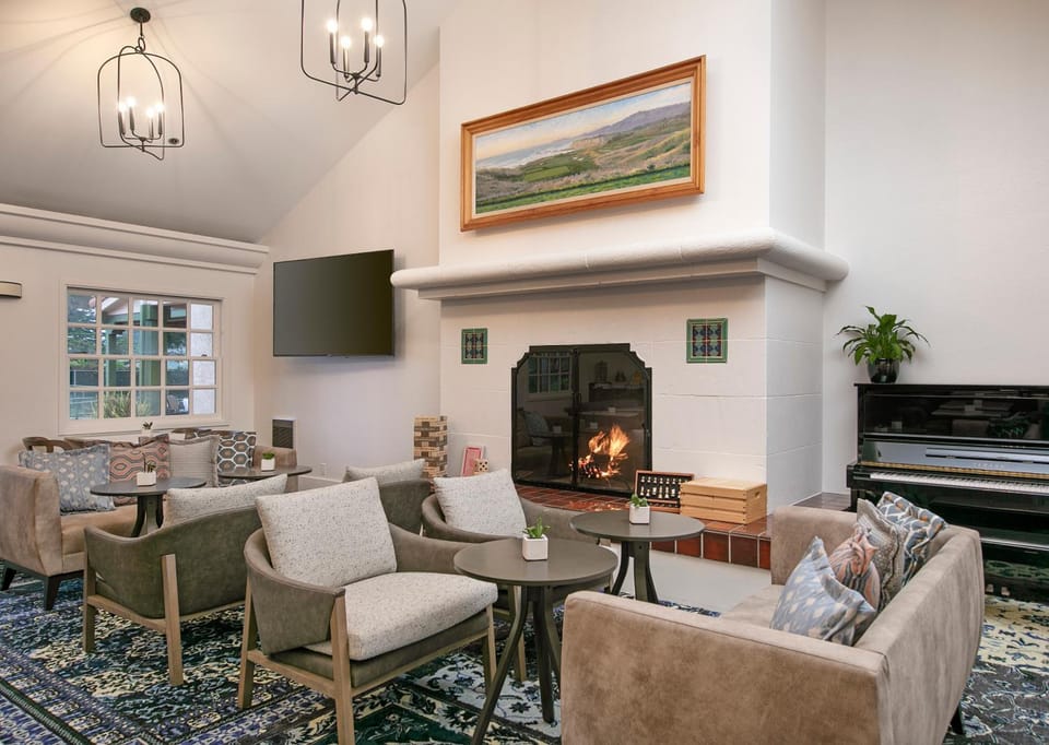 Half Moon Bay Lodge Hotel in Half Moon Bay