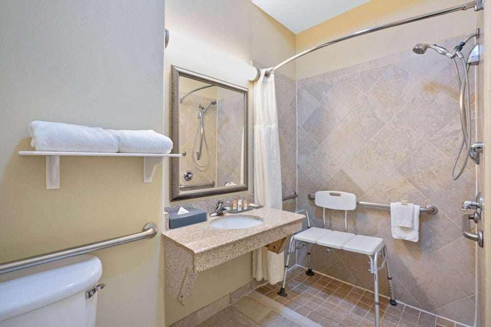 Garner Hotel Houston Westchase By IHG Hotel in Harris County
