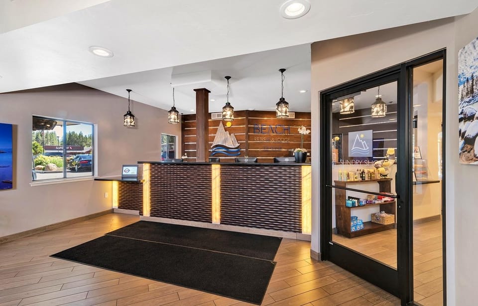 The Beach Retreat & Lodge at Tahoe Hotel in Al Tahoe