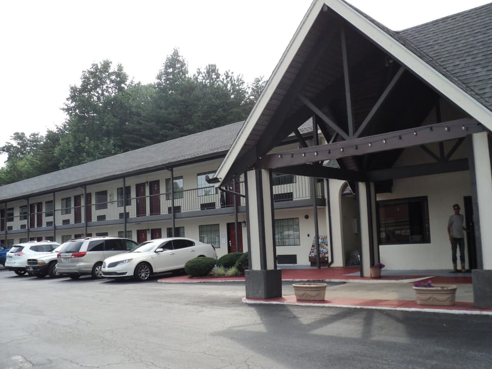 Knights Inn Cleveland, GA Motel in Cleveland