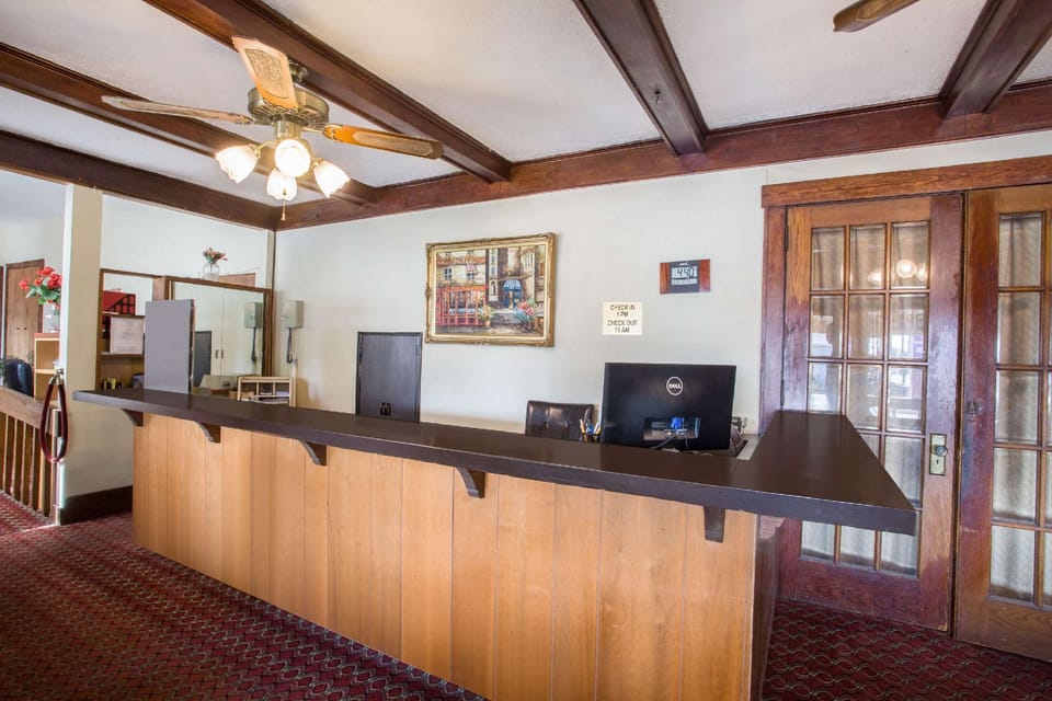 Knights Inn - Endwell, NY Motel in Endwell