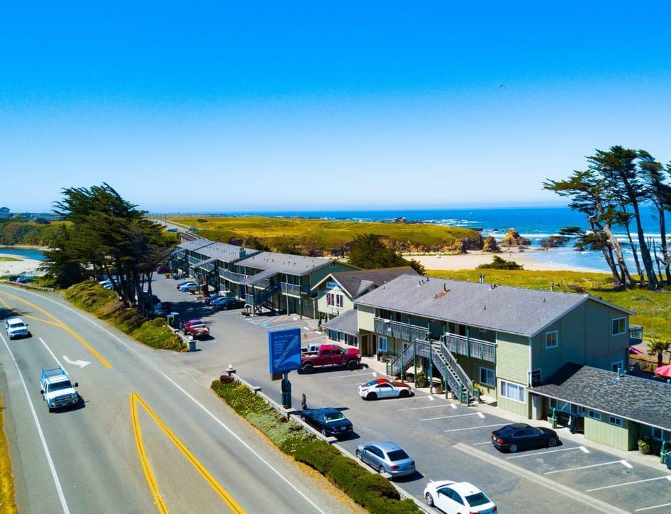 Beachcomber Motel Motel in Pudding Creek Beach