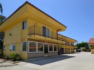 Travelodge by Wyndham Brea Hotel in Brea