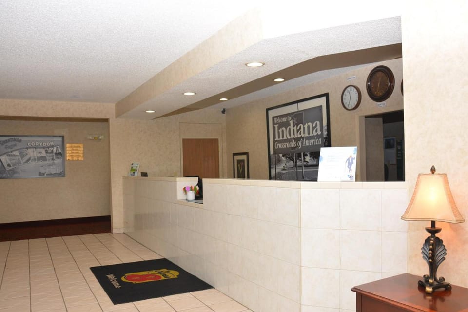 Super 8 By Wyndham Corydon Hotel in Indiana
