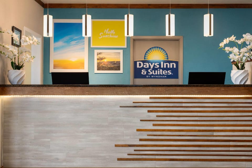 Days Inn by Wyndham Suites Fredericksburg Hotel in Fredericksburg