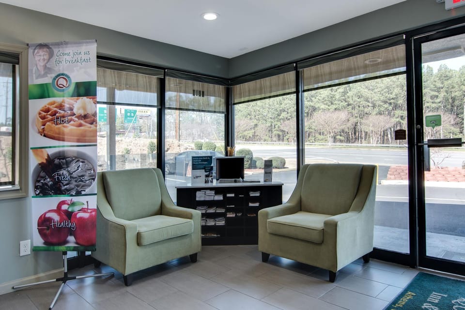 Quality Inn & Suites Athens Motel in Athens