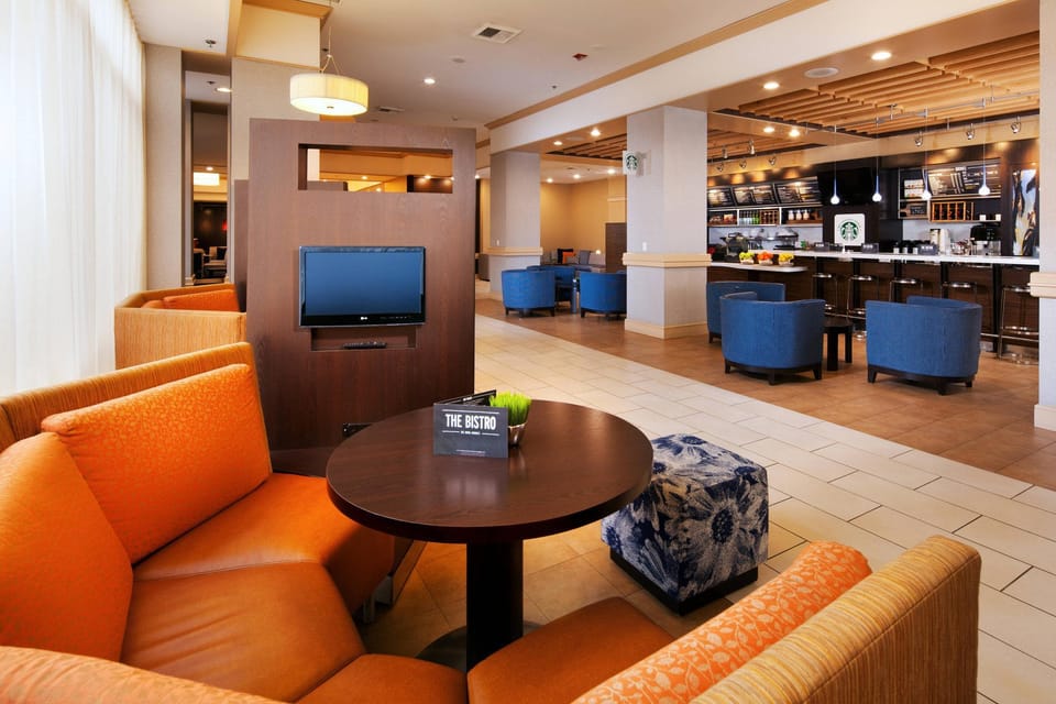 Bar/lounge