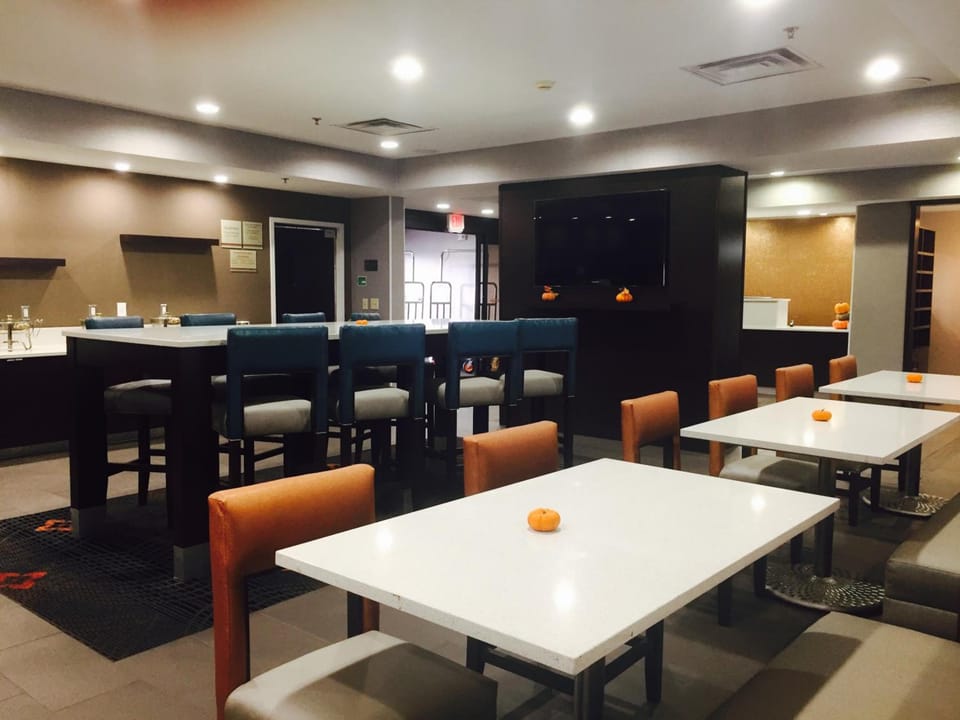 Hawthorn Extended Stay by Wyndham Columbus West Hotel in Ohio