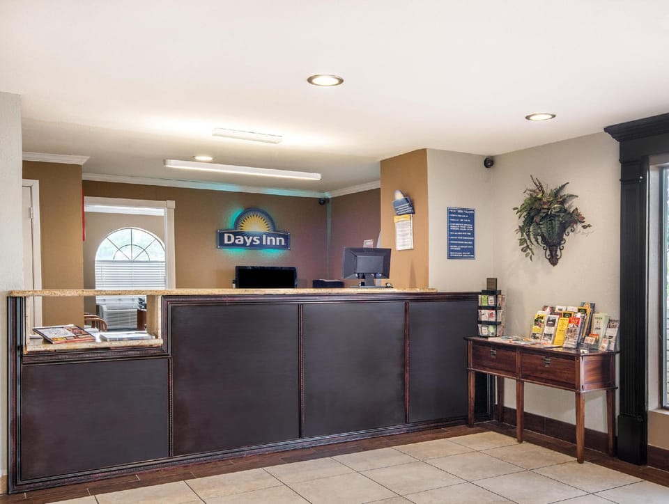Days Inn by Wyndham New Braunfels Hotel in New Braunfels
