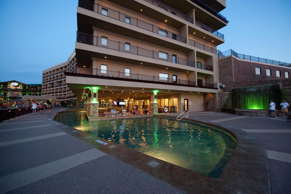 Camden on the Lake Resort Resort in Village Four Seasons
