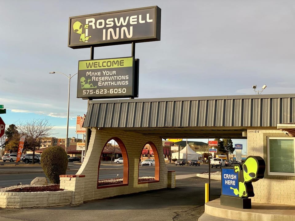 Roswell Inn Motel in Roswell