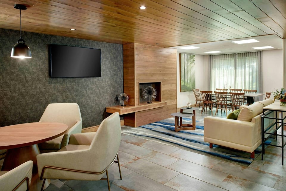 Fairfield by Marriott Inn & Suites Asheville Outlets Hotel in Asheville