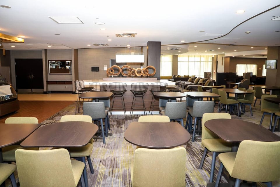 Courtyard by Marriott Toronto Brampton Hotel in Brampton