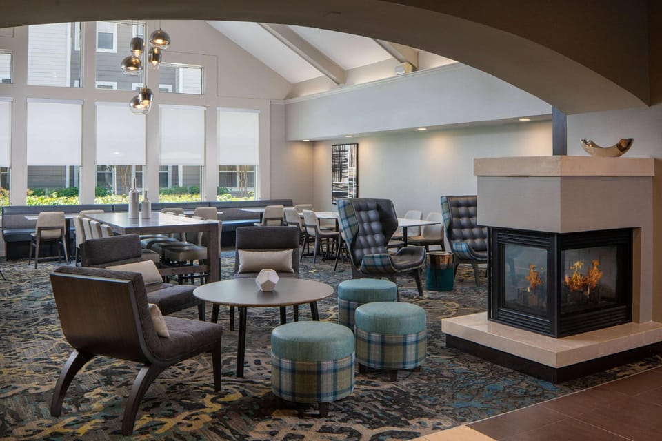 Sonesta ES Suites Fairfax Fair Lakes Hotel in Chantilly