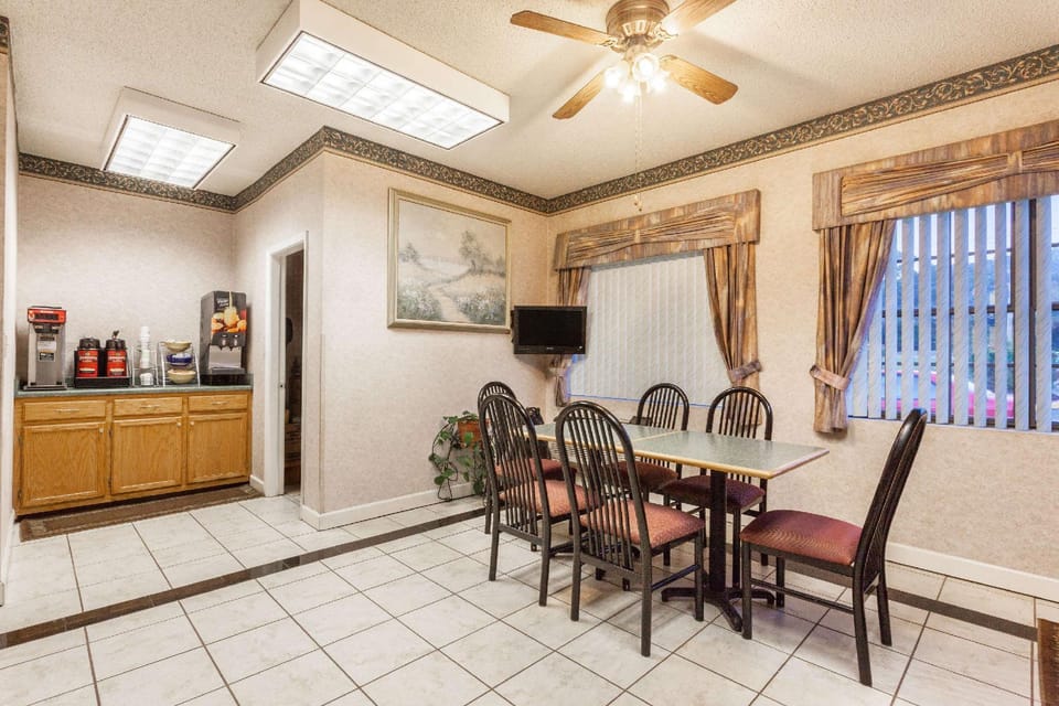 Days Inn by Wyndham Yazoo City Hotel in Mississippi