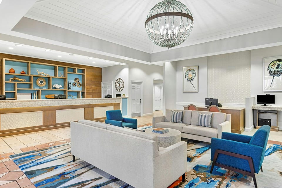 Marriott's Legends Edge at Bay Point Hotel in Lower Grand Lagoon