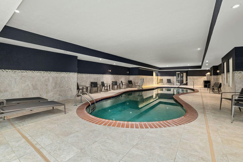 Courtyard by Marriott Oxford Hotel in Oxford