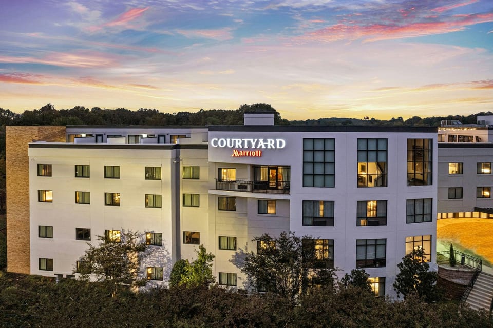 Courtyard by Marriott Oxford Hotel in Oxford
