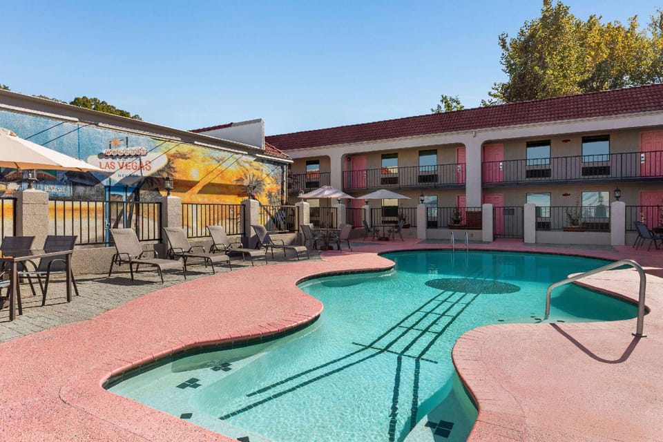 Days Inn by Wyndham Memphis at Graceland Hotel in Memphis