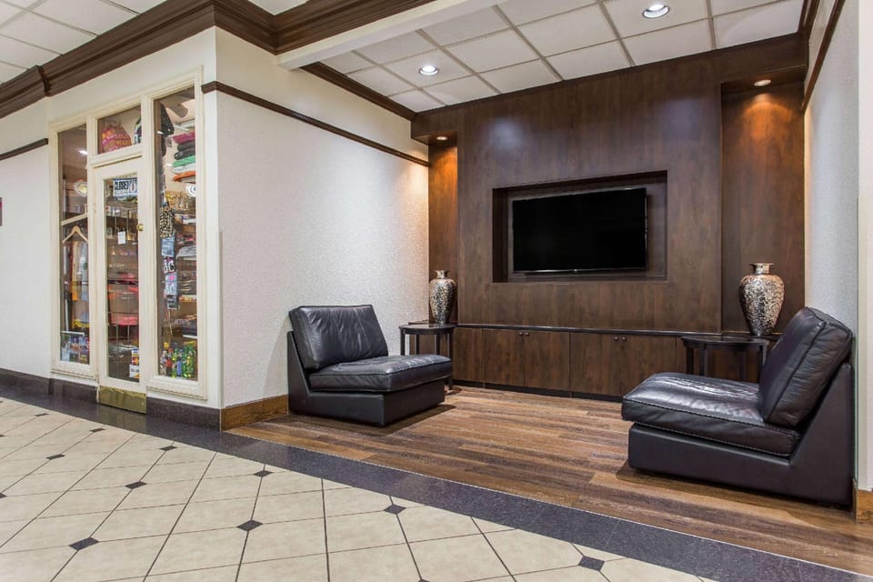 Days Inn by Wyndham Washington DC/Connecticut Avenue Hotel in District of Columbia