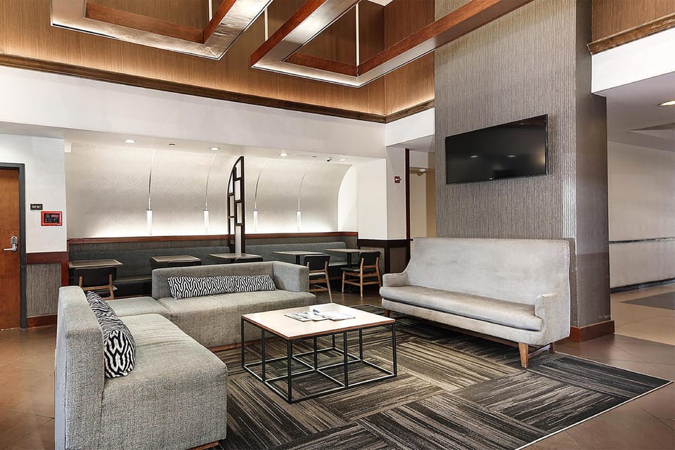 Sonesta Select Houston IAH Greenspoint Hotel in Harris County