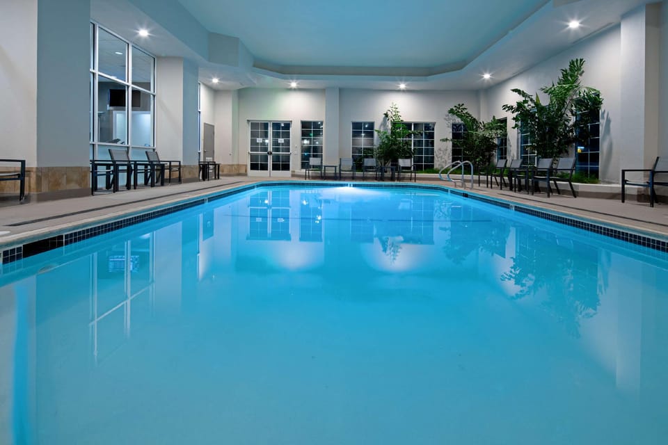 Embassy Suites by Hilton Monterey Bay Seaside Hotel in Seaside