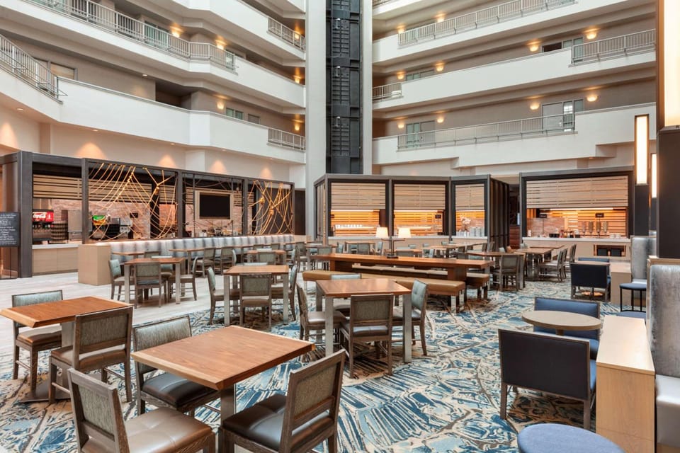 Embassy Suites by Hilton Monterey Bay Seaside Hotel in Seaside