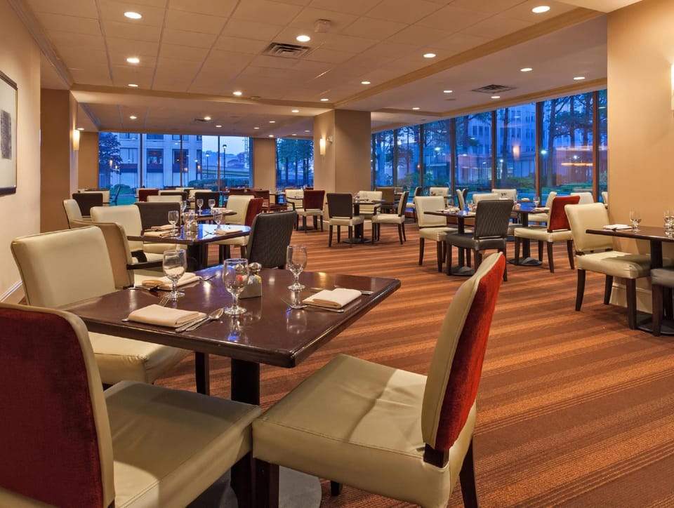 Wyndham Grand Pittsburgh Downtown Hotel in Pittsburgh