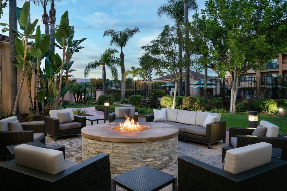 Courtyard by Marriott Costa Mesa South Coast Metro Hotel in Fountain Valley