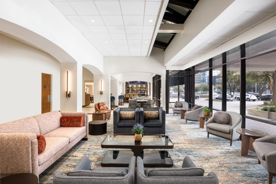 Shared lounge/TV area
