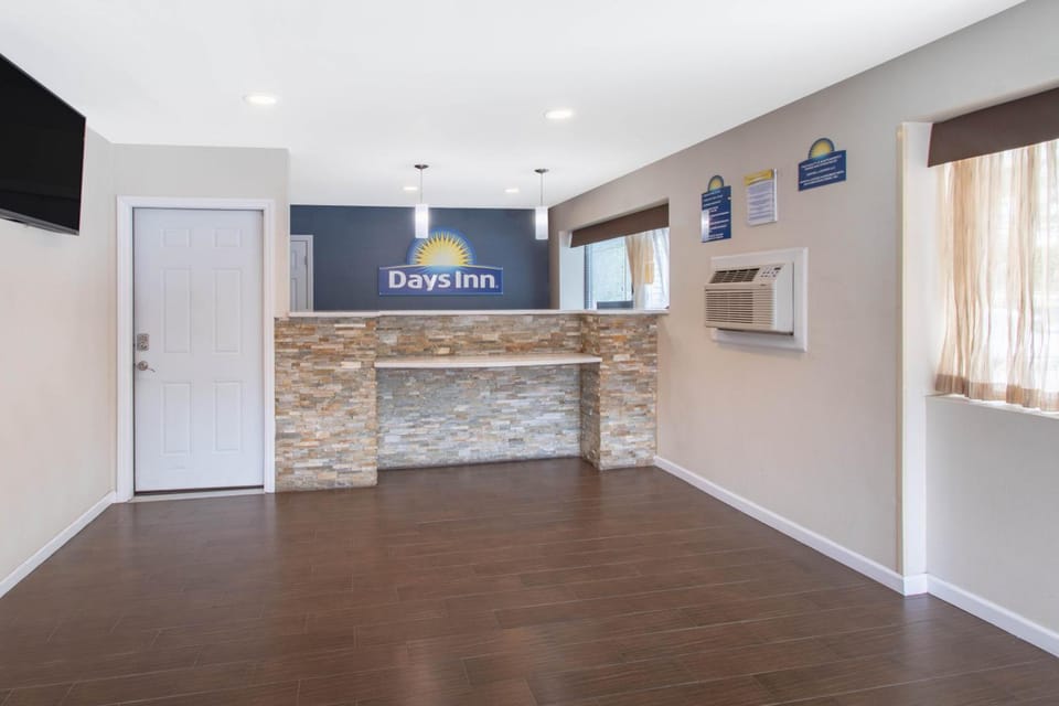 Days Inn by Wyndham Elmsford Hotel in Elmsford