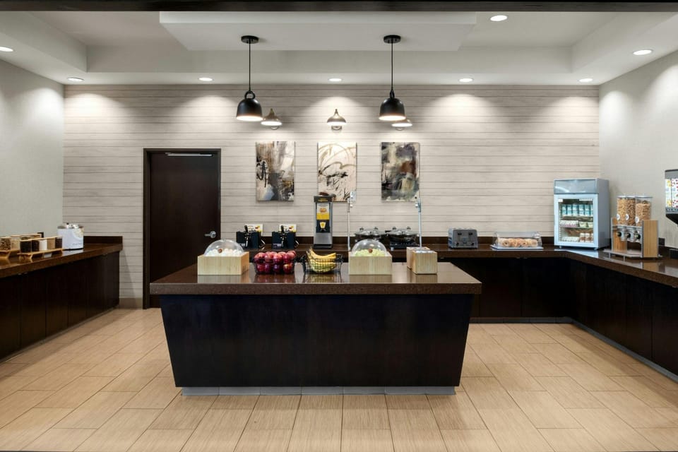 Fairfield by Marriott Inn & Suites Riverside Corona/Norco Hotel in Eastvale