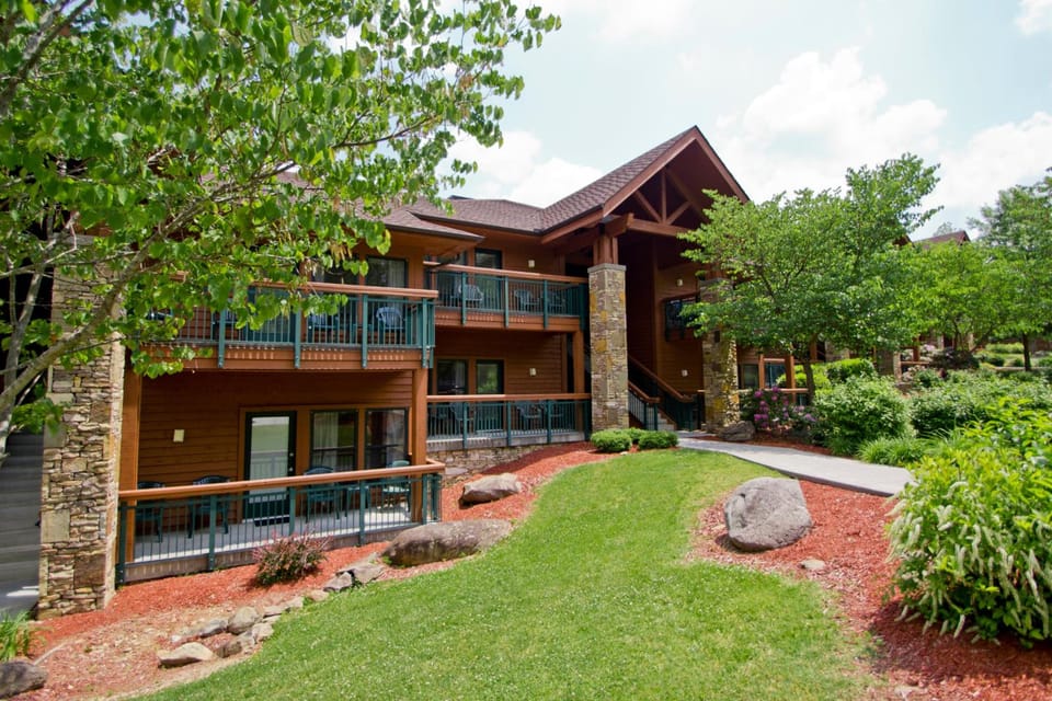 Hilton Vacation Club Bent Creek Golf Village Gatlinburg Resort in Pittman Center