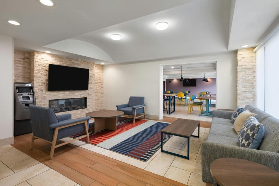 Garner Hotel Augusta West by IHG Hotel in Martinez