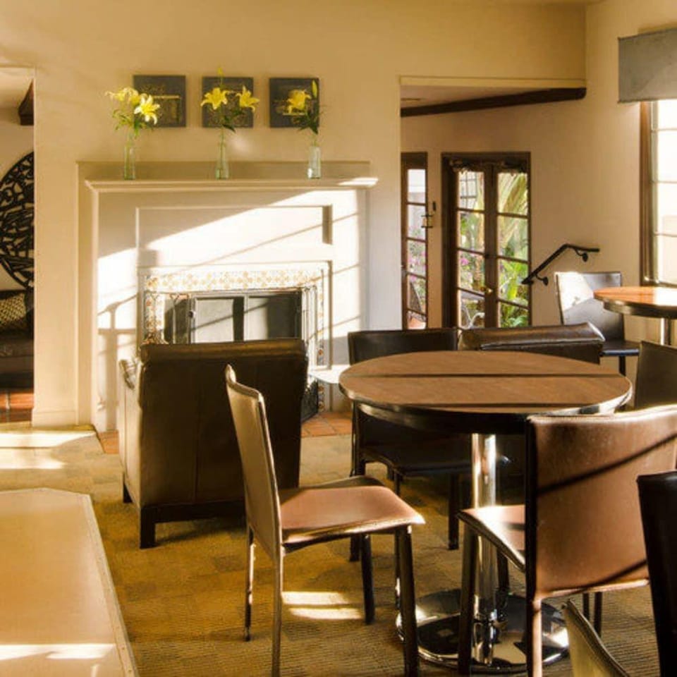 Casa Del Mar Inn Inn in Santa Barbara