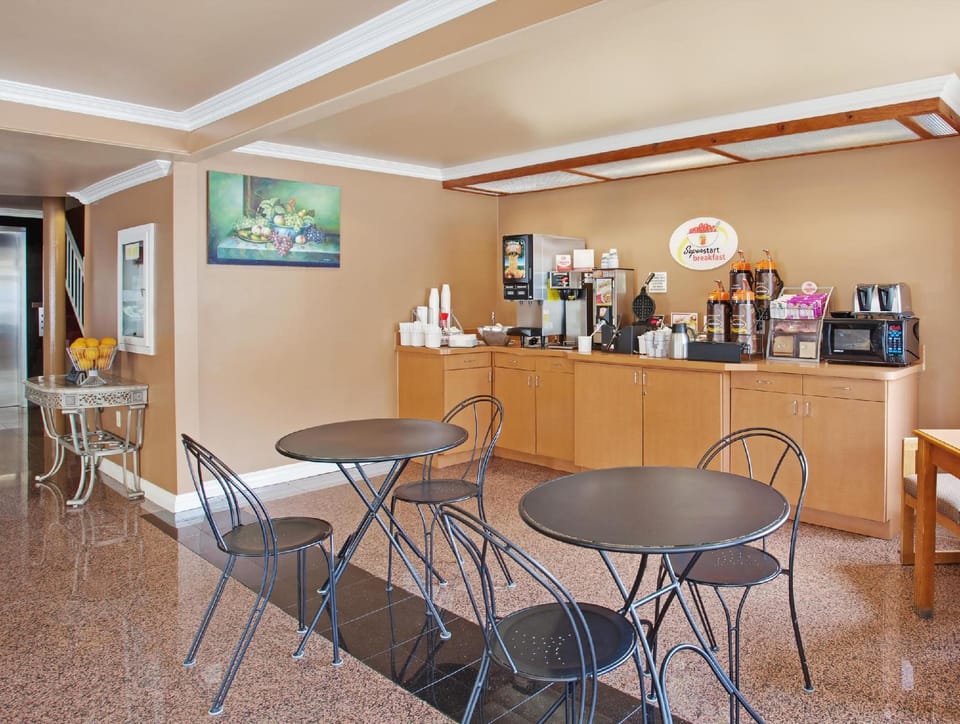Coffee shop