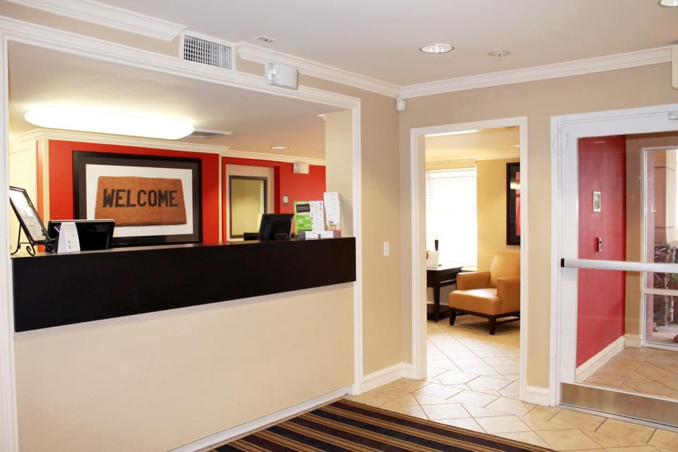 Extended Stay America Suites - Cleveland - Airport - North Olmsted Hotel in Westlake