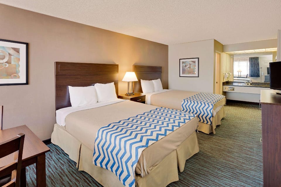 Travelodge by Wyndham Aberdeen Hotel in Washington
