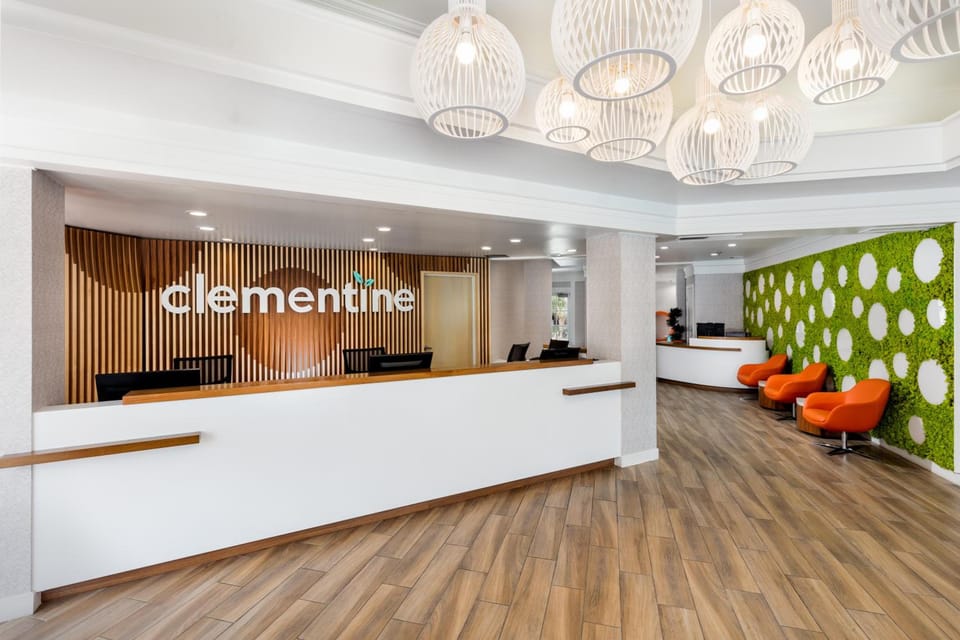Clementine Hotel & Suites Anaheim Hotel in Anaheim