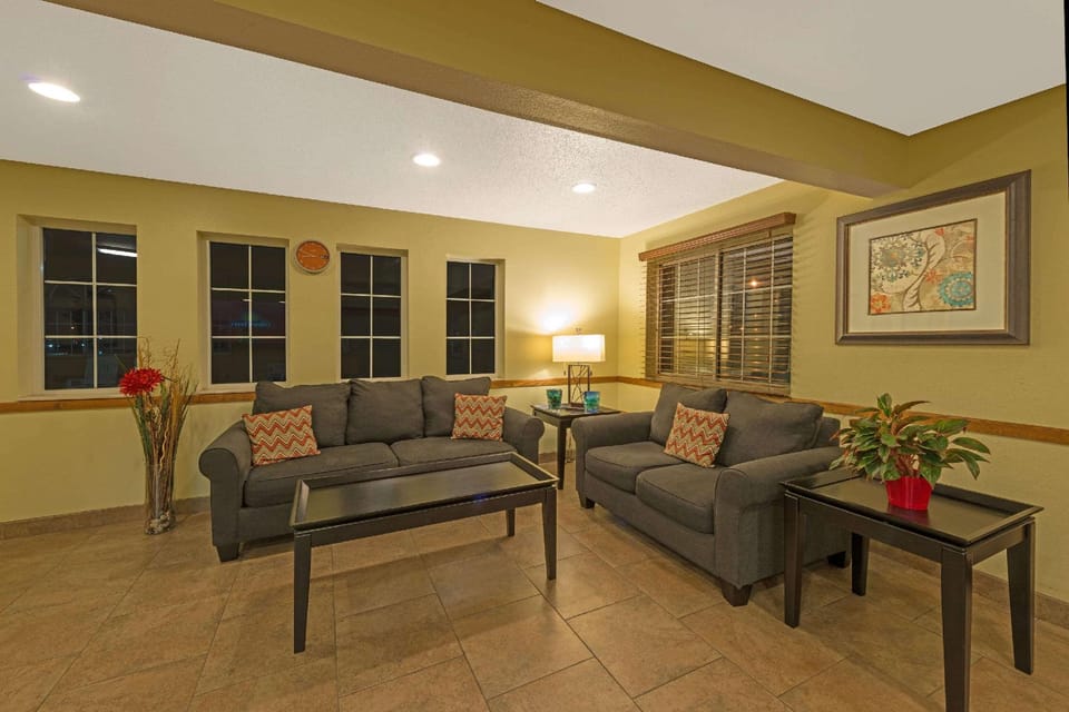 Days Inn by Wyndham Cameron Hotel in Missouri