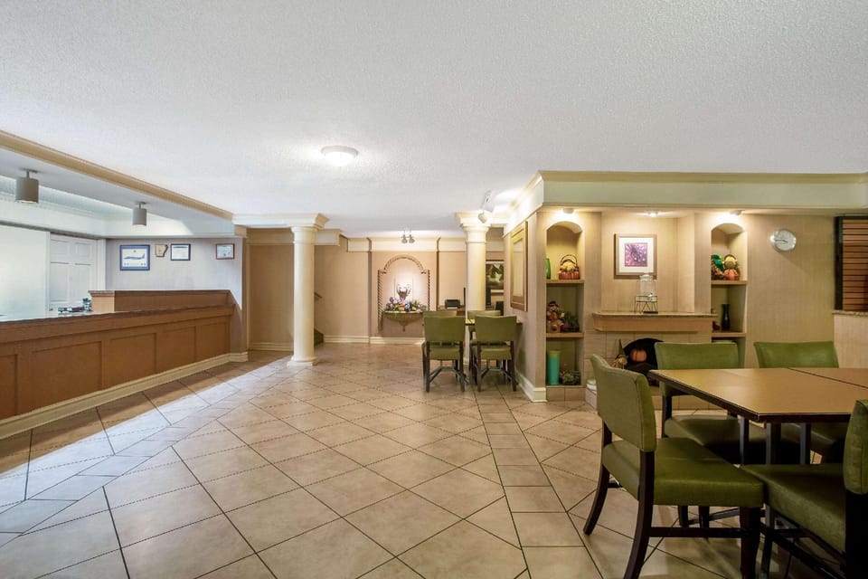 La Quinta Inn by Wyndham Killeen - Fort Hood Hotel in Killeen
