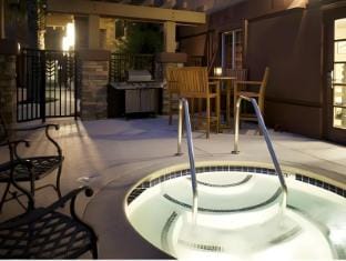 Larkspur Landing Extended Stay Suites Milpitas Apartment hotel in Milpitas