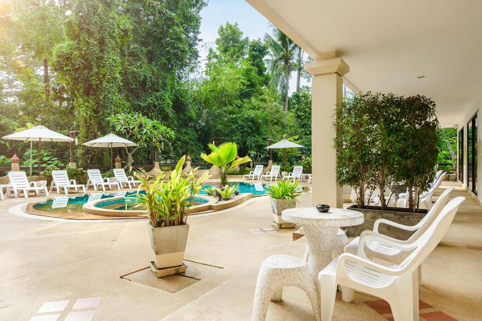 Royal Cottage Residence Hotel in Ko Samui