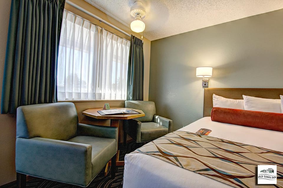 Super 8 by Wyndham Florence OR Hotel in Florence