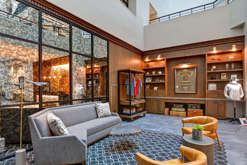 The Cincinnatian Hotel, Curio Collection by Hilton Hotel in Cincinnati