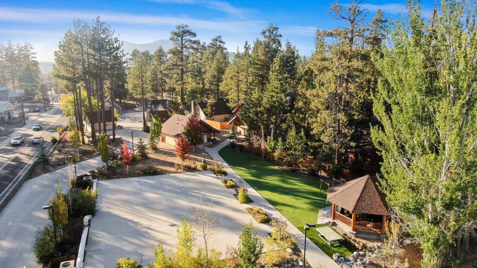 Bear Creek Resort Resort in Big Bear